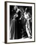 Josette Day and le realisateur Jean Cocteau sur le tournage du film La Belle and la Bete en, 1946 (-null-Framed Photo