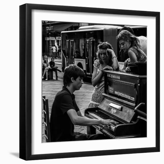 Jouez-Vitaliy-Framed Photographic Print