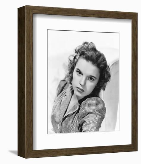 Judy Garland-null-Framed Photo