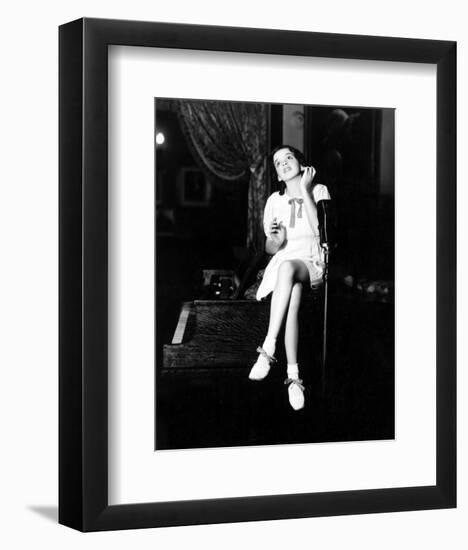 Judy Garland-null-Framed Photo