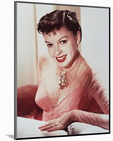 Judy Garland-null-Mounted Photo