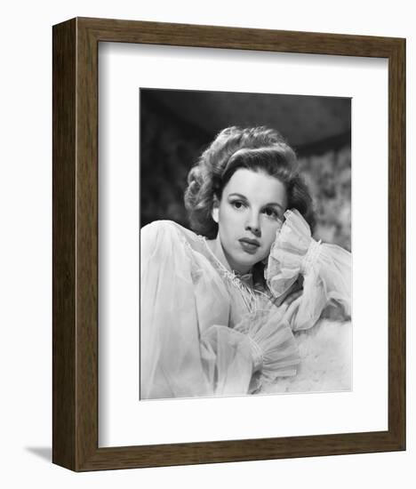 Judy Garland-null-Framed Photo