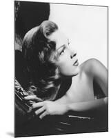 Judy Garland-null-Mounted Photo