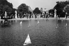 Jardin des Tuileries, Paris 1950s-Jules Dortes-Giclee Print