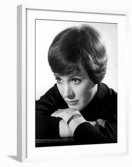 Julie Andrews, 1964-null-Framed Photo