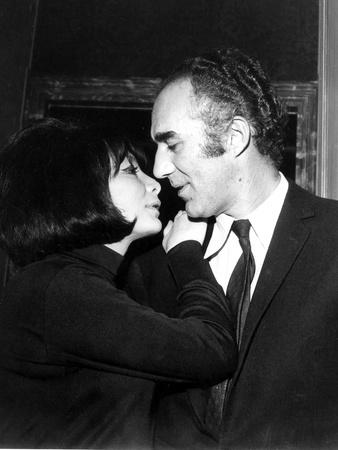 https://imgc.allpostersimages.com/img/posters/juliette-greco-and-michel-piccoli-in-1968_u-L-Q1HOB2H0.jpg?artPerspective=n