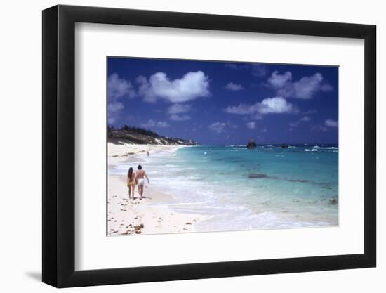 July 1973: Couple Walking on the Beach, Bermuda-Alfred Eisenstaedt-Framed Photographic Print