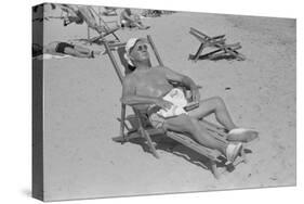 June in January, Miami Beach, Florida, 1939-Marion Post Wolcott-Stretched Canvas