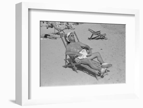 June in January, Miami Beach, Florida, 1939-Marion Post Wolcott-Framed Photographic Print