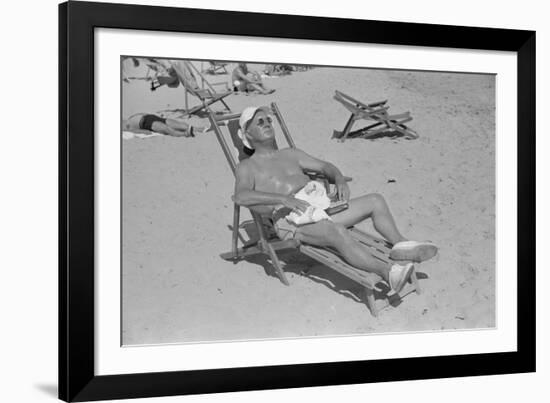 June in January, Miami Beach, Florida, 1939-Marion Post Wolcott-Framed Photographic Print