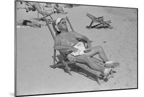 June in January, Miami Beach, Florida, 1939-Marion Post Wolcott-Mounted Photographic Print