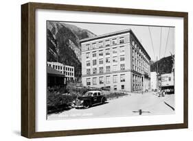 Juneau, Alaska - View of the Town-Lantern Press-Framed Art Print