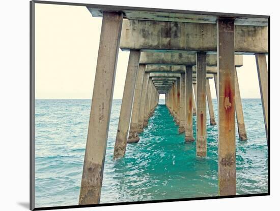 Juno Pier-Lisa Hill Saghini-Mounted Art Print