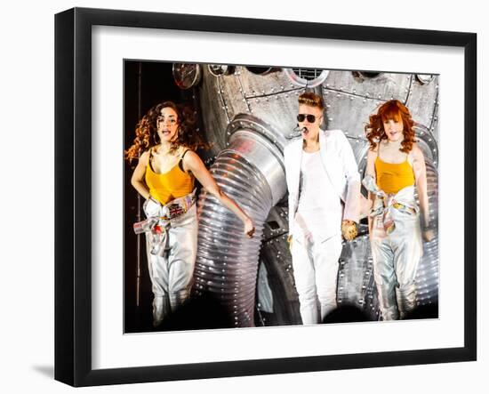 Justin Bieber-null-Framed Photo