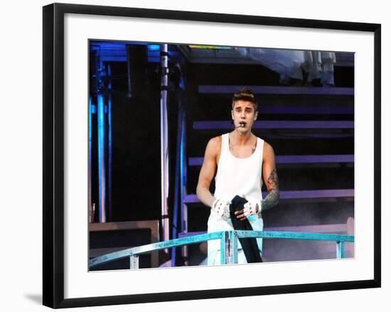 Justin Bieber-null-Framed Photo