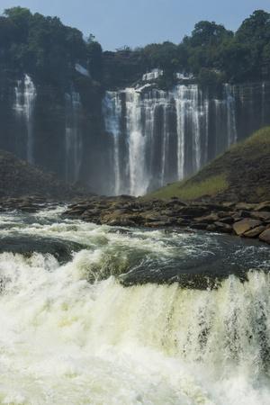 https://imgc.allpostersimages.com/img/posters/kalandula-falls-malanje-province-angola-africa_u-L-Q1BTO0B0.jpg?artPerspective=n