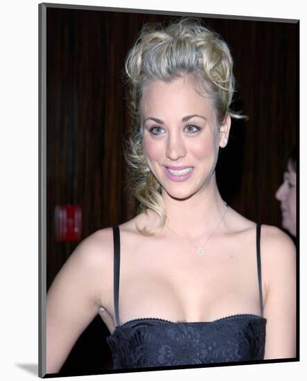 Kaley Cuoco-null-Mounted Photo