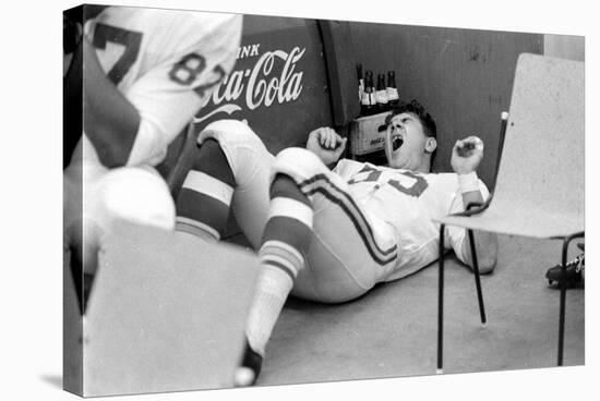 Kansas City Chiefs Linebacker E. J. Holub, Super Bowl I, Los Angeles, California January 15, 1967-Bill Ray-Stretched Canvas