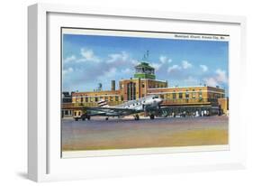 Kansas City, Missouri - Exterior View of Municipal Airport-Lantern Press-Framed Art Print