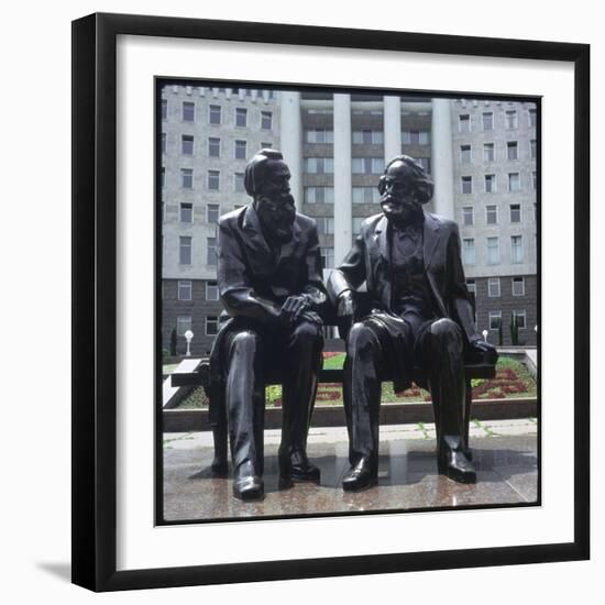 Karl Marx Statue-null-Framed Photographic Print