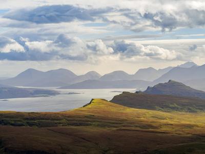 UK, Scotland, Highlands, Isle of Skye, Landscape of the island seen from The Storr.