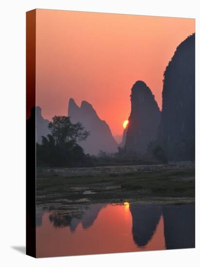 Karst Hills Along the River Bank, Li River, Yangshuo, Guangxi, China-Keren Su-Stretched Canvas