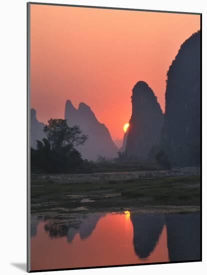 Karst Hills Along the River Bank, Li River, Yangshuo, Guangxi, China-Keren Su-Mounted Photographic Print