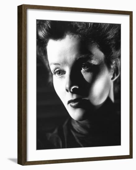 Katharine Hepburn, 1936-null-Framed Photographic Print