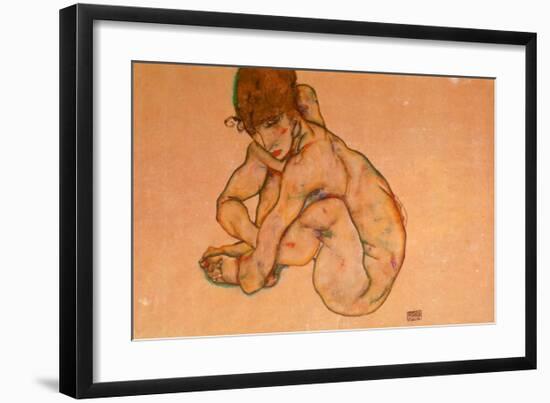 Kauernder Weiblicher Akt, 1914-Egon Schiele-Framed Art Print