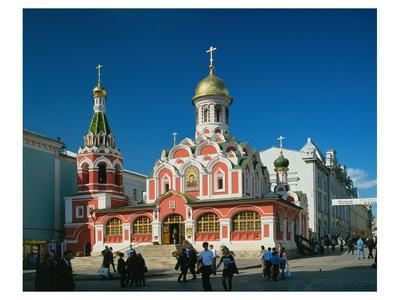 https://imgc.allpostersimages.com/img/posters/kazan-cathedral-on-the-red-square-moscow-russia_u-L-F77NWM0.jpg?artPerspective=n