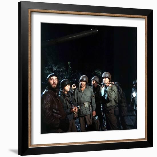 KELLY'S HEROES, 1970 directed by BRIAN G. HUTTON (photo)-null-Framed Photo