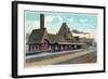 Keokuk, Iowa - Exterior View of Union Station-Lantern Press-Framed Art Print