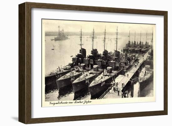 Kiel, Blick Auf Eine Gruppe Torpedoboote Im Hafen-null-Framed Giclee Print