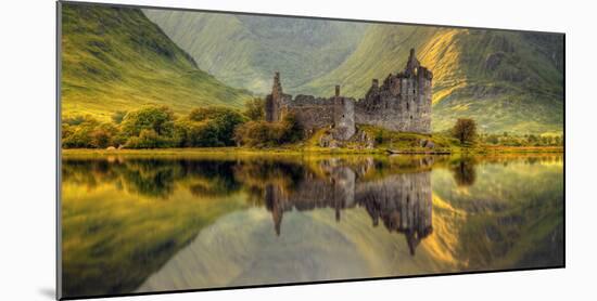 Kilchurn Castle Reflection in Loch Awe, Argyll and Bute, Scottish Highlands, Scotland-null-Mounted Photographic Print