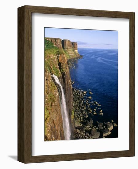 Kilt Rock, Isle of Skye, Scotland-Paul Harris-Framed Photographic Print