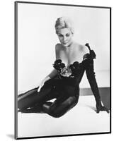 Kim Novak-null-Mounted Photo