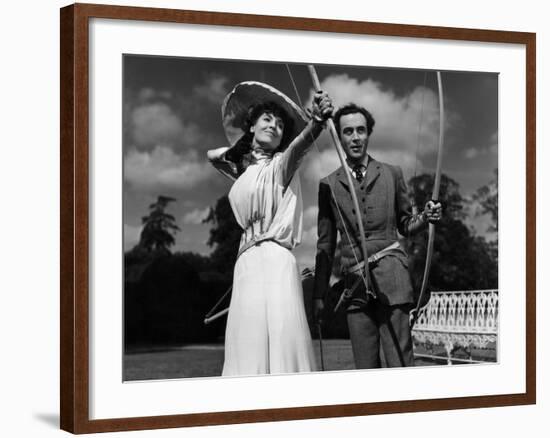 Kind Hearts And Coronets, Valerie Hobson, Dennis Price, 1949-null-Framed Photo