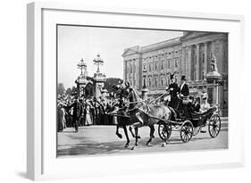 King and Queen Outside Buckingham Palace, Wwi-null-Framed Photographic Print