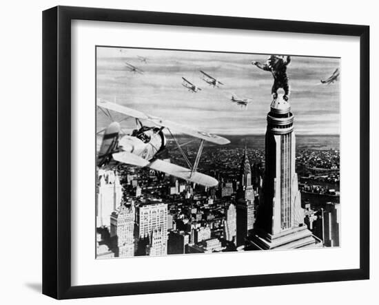 King Kong 1933-null-Framed Premium Photographic Print