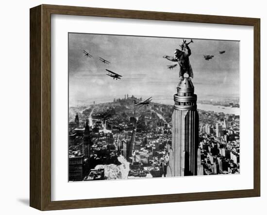 King Kong 1933-null-Framed Premium Photographic Print