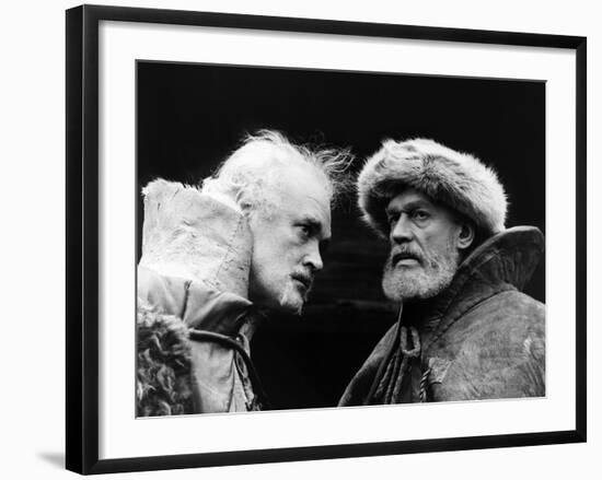 King Lear, Patrick Magee, Paul Scofield, 1971-null-Framed Photo