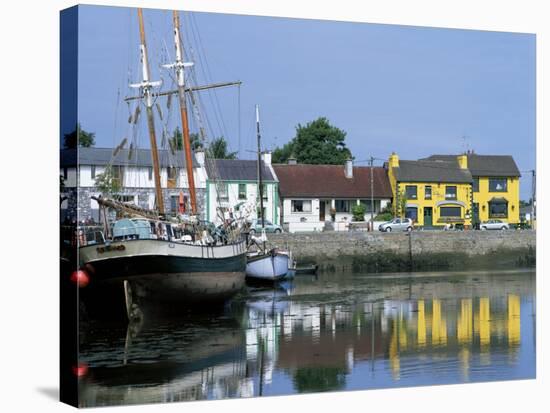 Kinvara, Galway Bay, County Galway, Connacht, Eire (Republic of Ireland)-Simon Harris-Stretched Canvas