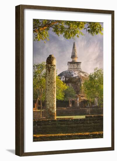 Kiri Vihara Dagoba-Jon Hicks-Framed Photographic Print