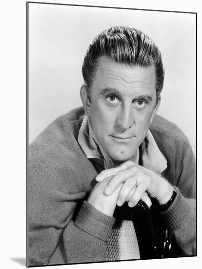 Kirk Douglas in 'The Hook', 1963, Portrait-null-Mounted Photo