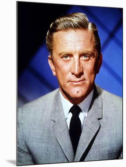 KIRK DOUGLAS (photo)-null-Mounted Photo