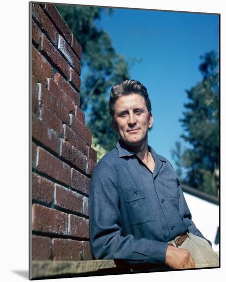 Kirk Douglas-null-Mounted Photo