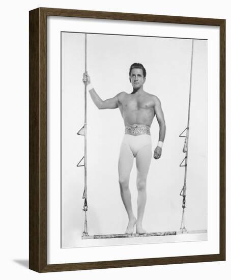 Kirk Douglas-null-Framed Photo