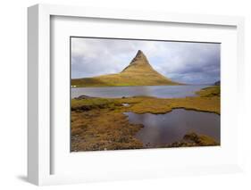 Kirkjufell, Grundarfjordur, Snaefellsnes peninsula, West Iceland-Kristin Piljay-Framed Photographic Print