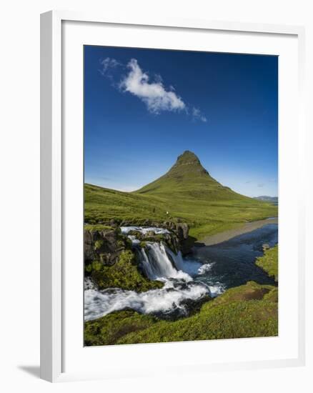 Kirkjufellsfoss Waterfalls and Mt Kirkjufell, Grundarfjordur on Snaefellsnes Peninsula, Iceland-Arctic-Images-Framed Photographic Print