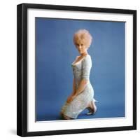 Kiss Me Stupid 1964 Directed by Biily Wilder Kim Novak-null-Framed Photo